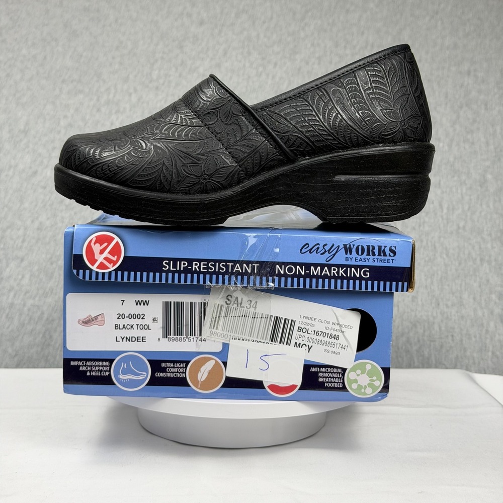 Easy Works by Easy Street Lyndee Black Tooled Slip Resistant Clogs Womens 7 WW